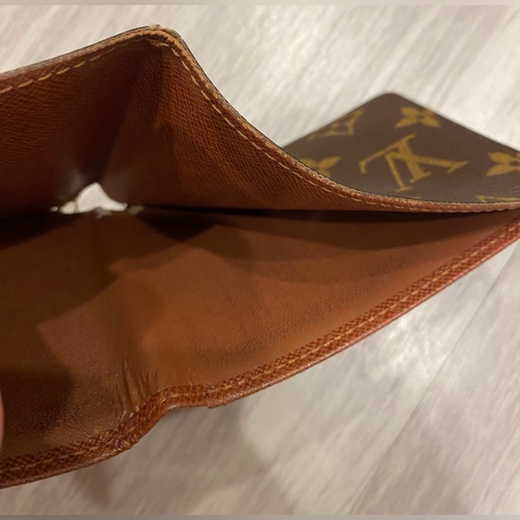 Authentic Louis Vuitton Brown Bifold Monogram Men’s Wallet Thin ID Slot - Picture 12 of 12